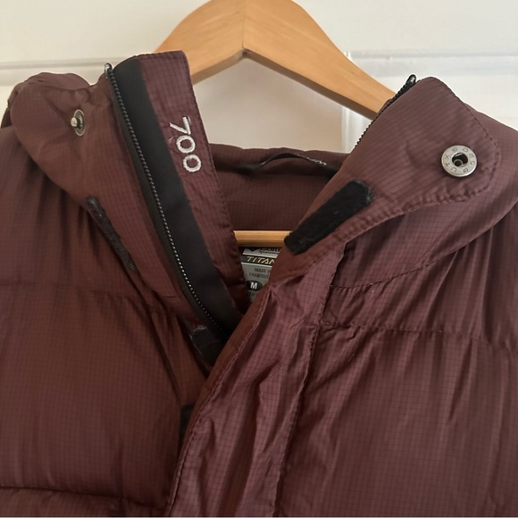Columbia Titanium 700 Fill Goose Down Puffer Jacket Mens Medium Burgundy Gorp - Picture 6 of 8